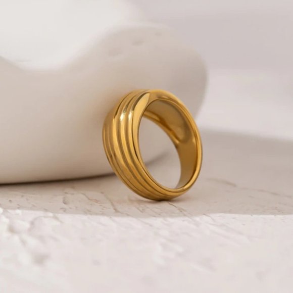 NEW 18K Gold Plated Textured Layer Ring - Picture 6 of 9